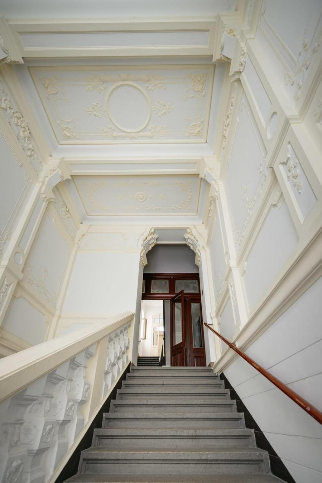 Comfortable And Cosy Apt A Few Steps From Dancing House And Naplavka Dance Praag Buitenkant foto